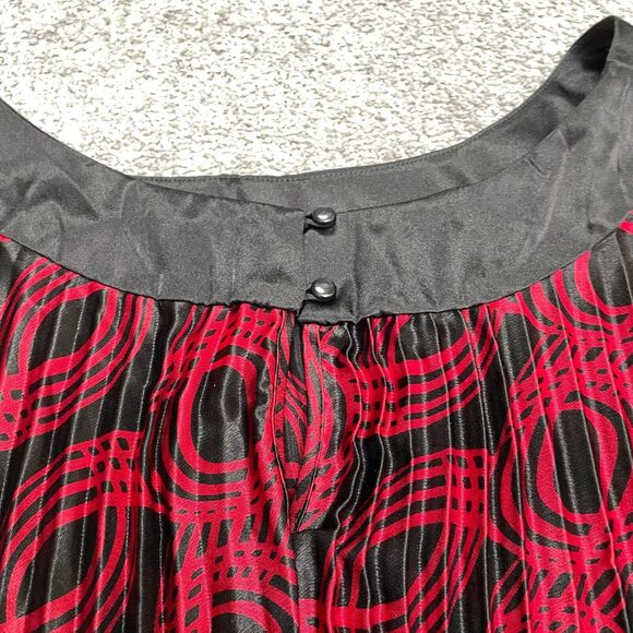 Voir Limited Collection Pleated Dress Womens 18 Red Black Geometric Halter NWT - Picture 10 of 12